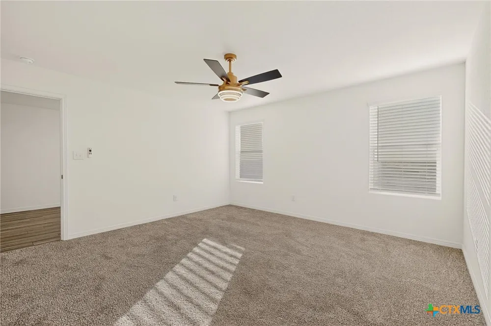 361 Wren Lane Kyle, TX 78640