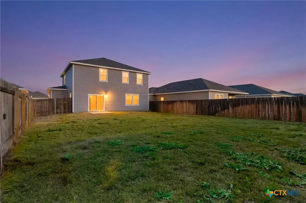 361 Wren Lane Kyle, TX 78640