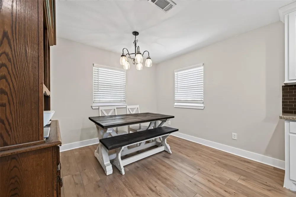 68 White Oak Drive New Caney, TX 77357