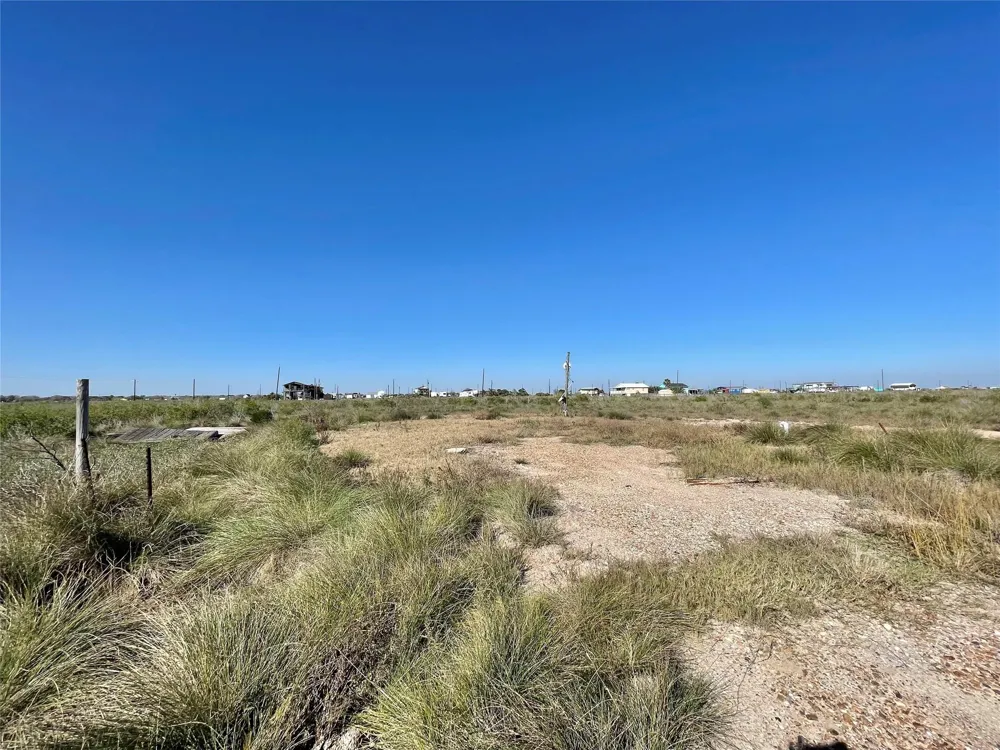 270 Titanic Street Sargent, TX 77414