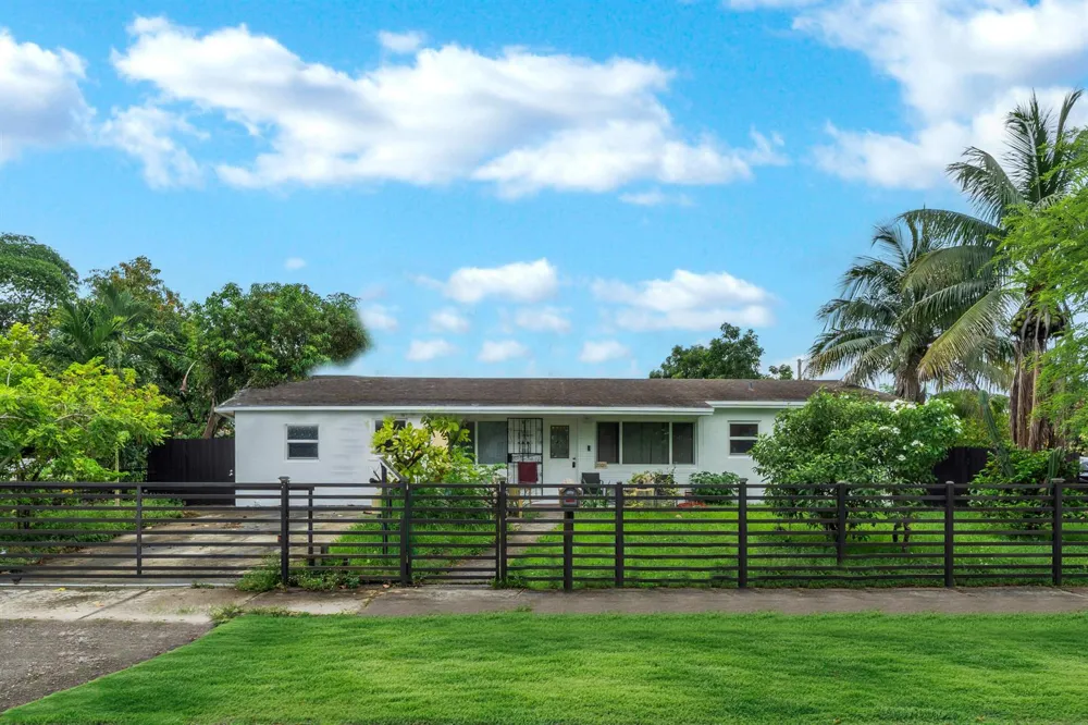 21101 NW 29TH AVENUE Miami Gardens, FL 33056
