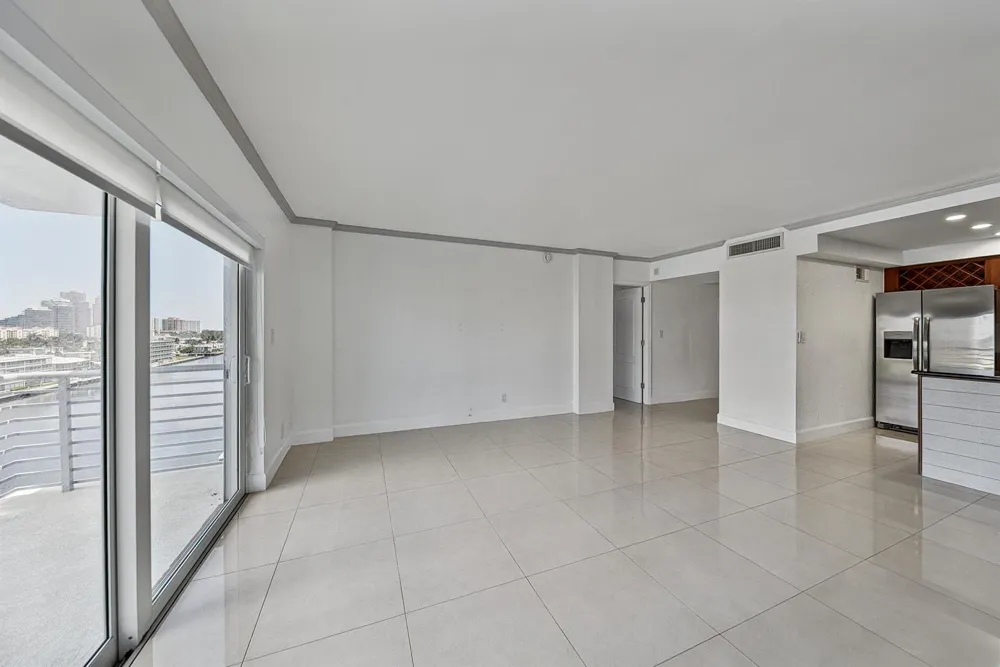 2900 NE 30th Street #9i Fort Lauderdale, FL 33306