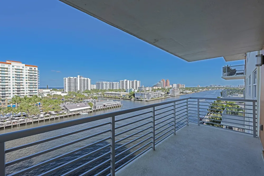 2900 NE 30th Street #9i Fort Lauderdale, FL 33306