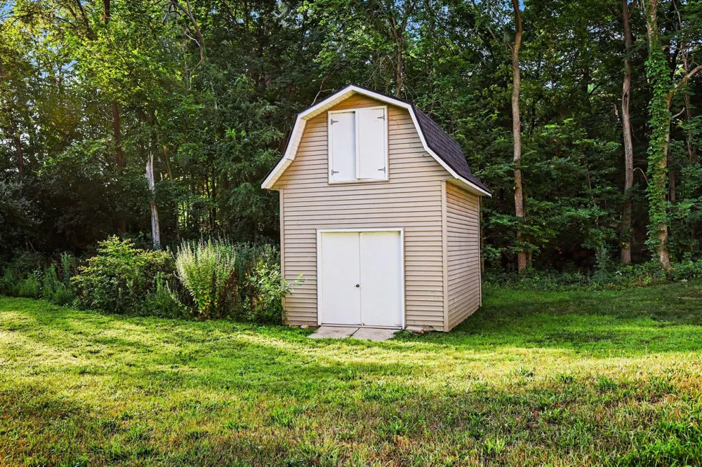 4372 Hunsberger Avenue NE Plainfield Charter Township, MI 49525