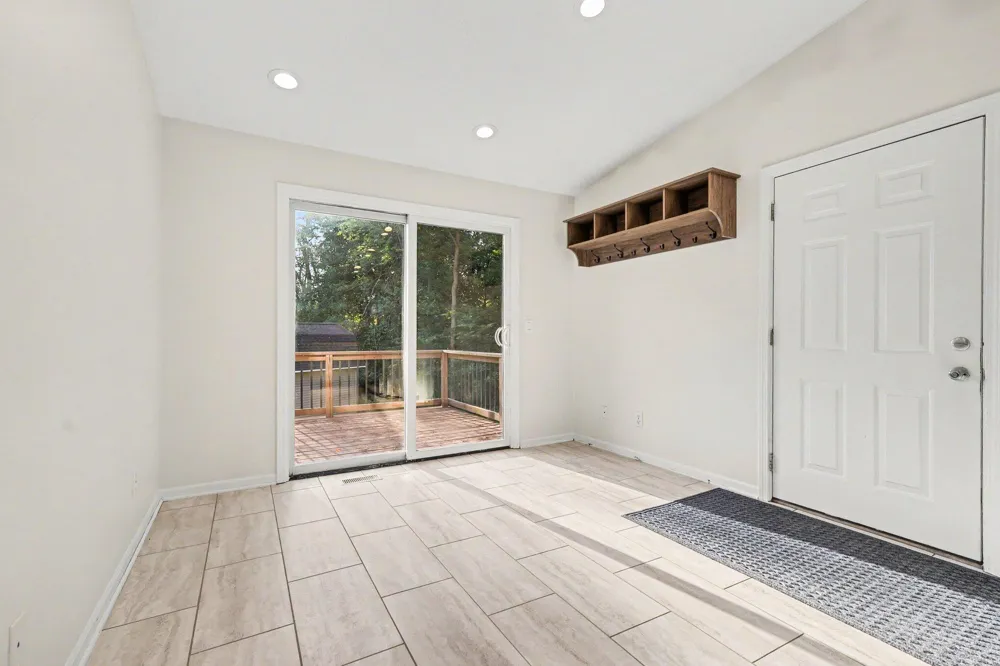 4372 Hunsberger Avenue NE Plainfield Charter Township, MI 49525