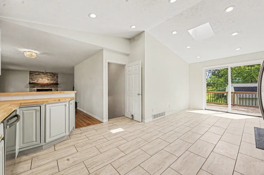 4372 Hunsberger Avenue NE Plainfield Charter Township, MI 49525