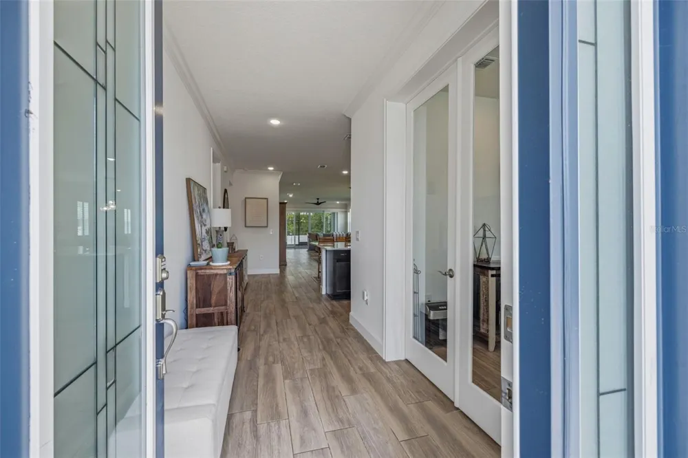1065 SIGNET DRIVE Apollo Beach, FL 33572