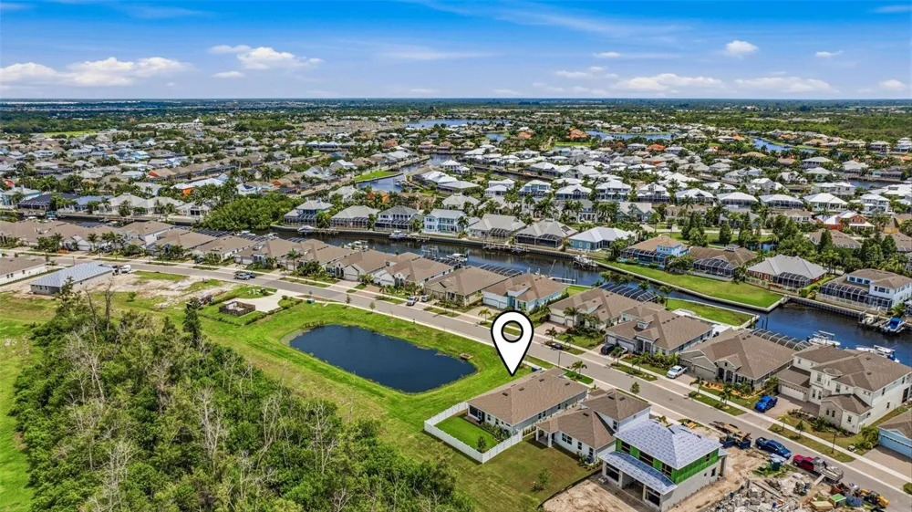 1065 SIGNET DRIVE Apollo Beach, FL 33572