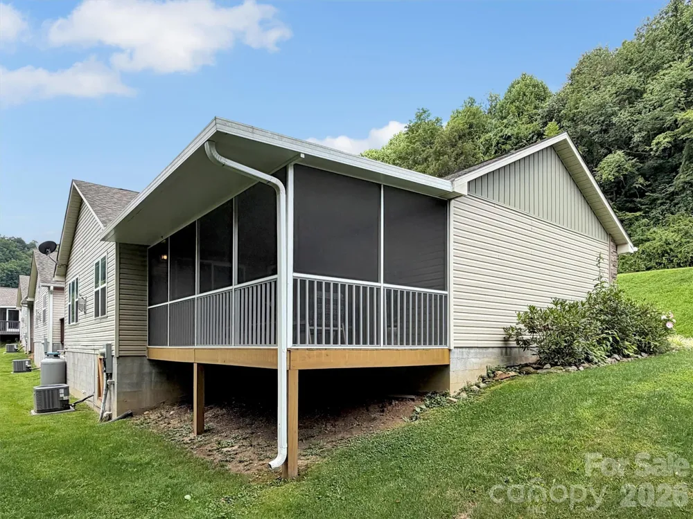 140 February Lane Waynesville, NC 28785