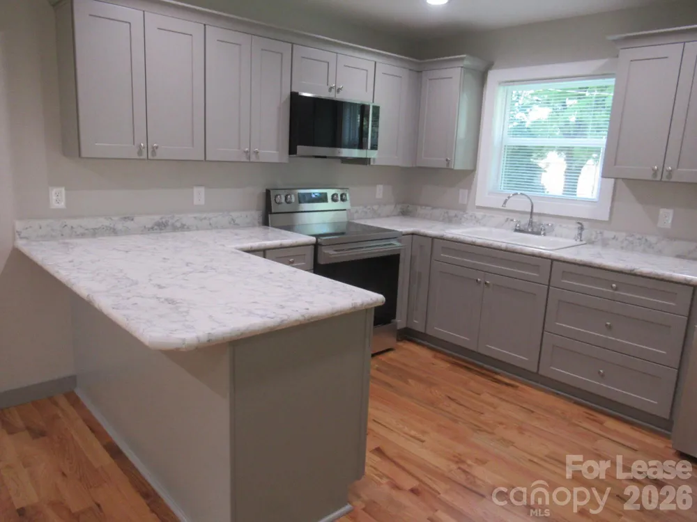 251B S B AVENUE Maiden, NC 28650