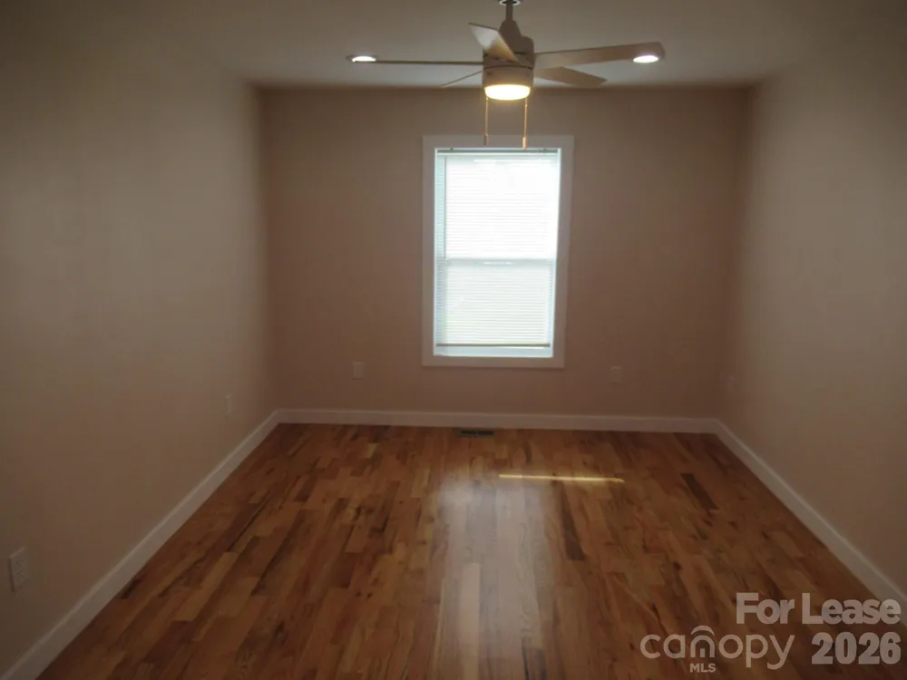 251B S B AVENUE Maiden, NC 28650