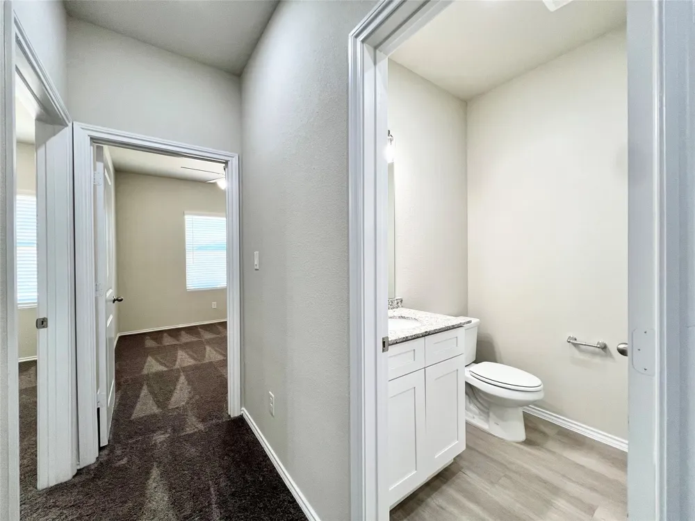 3501 E Renfro Street #103 Burleson, TX 76028