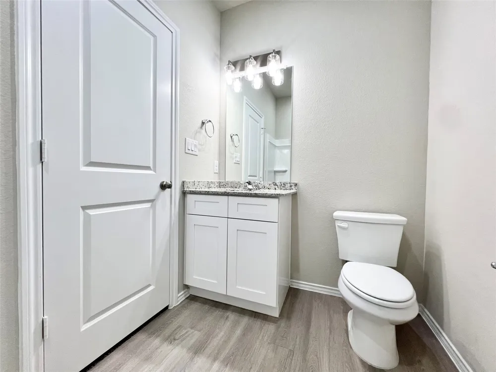 3501 E Renfro Street #103 Burleson, TX 76028