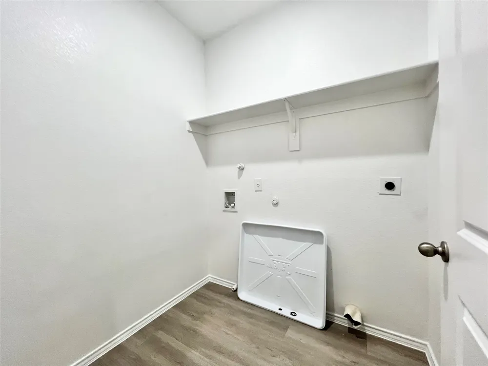 3501 E Renfro Street #103 Burleson, TX 76028