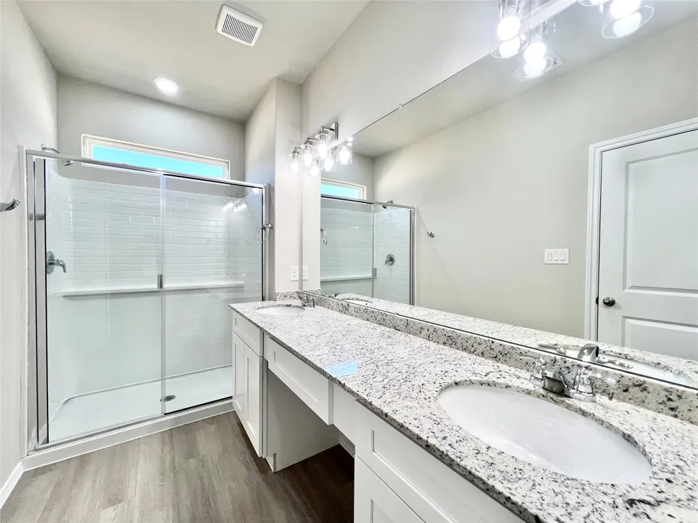 3501 E Renfro Street #103 Burleson, TX 76028