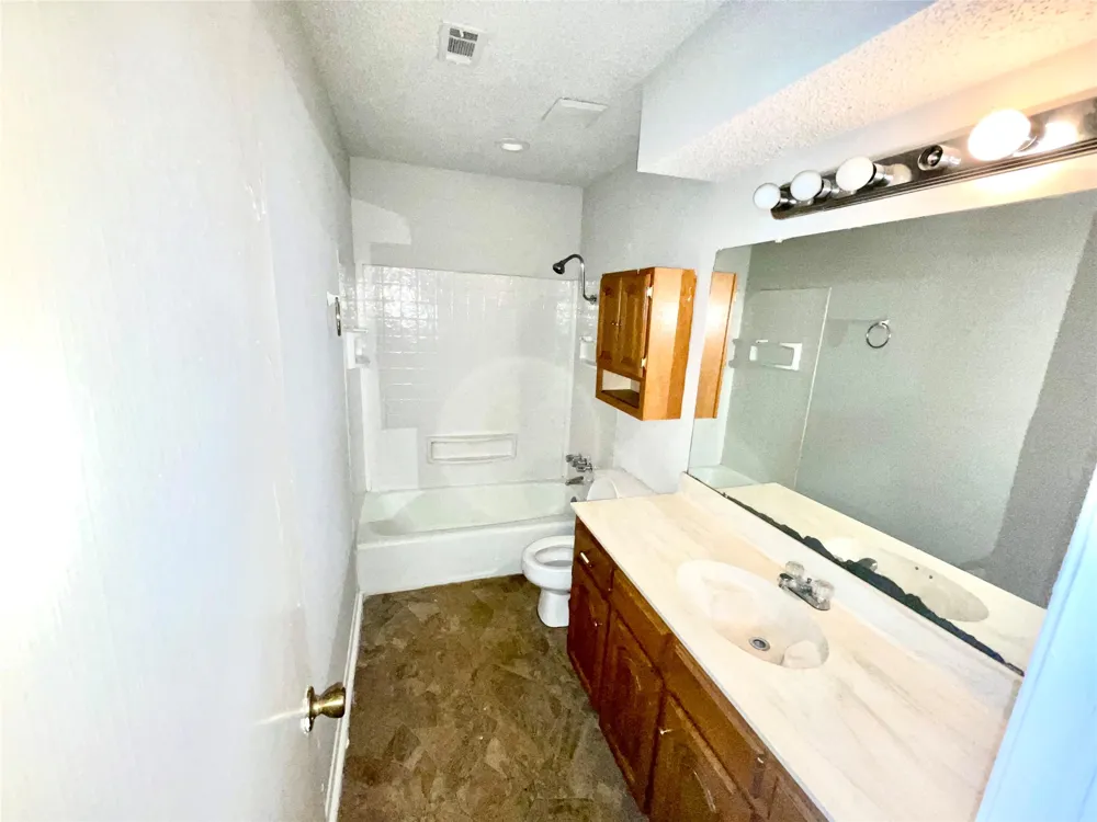 802 Crockett Street #F Sherman, TX 75090