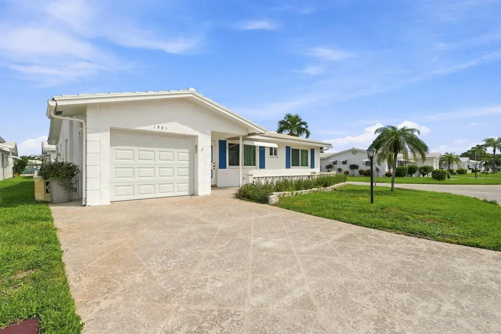 1901 SW 17TH STREET Boynton Beach, FL 33426