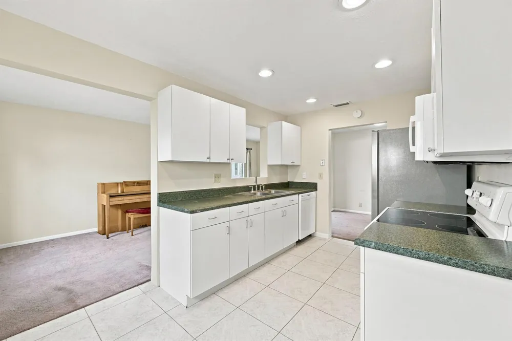 1901 SW 17TH STREET Boynton Beach, FL 33426