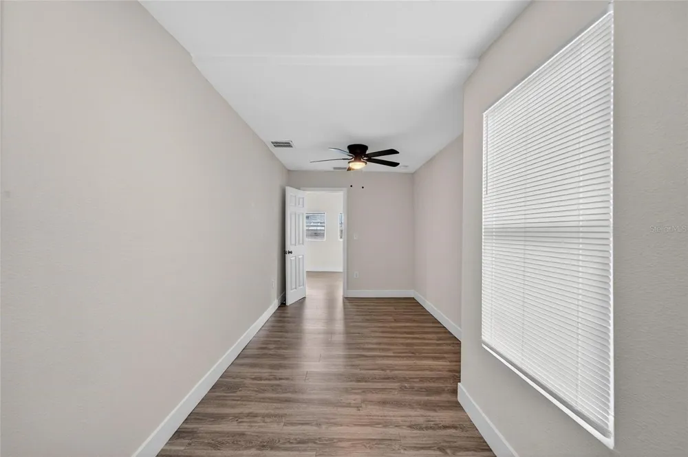 2525 W BEACH STREET Tampa, FL 33607
