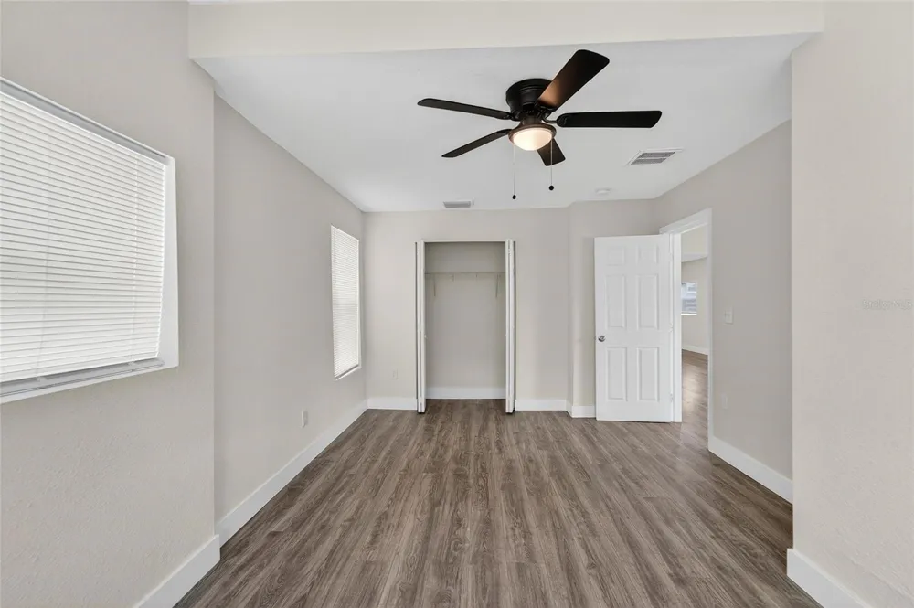 2525 W BEACH STREET Tampa, FL 33607