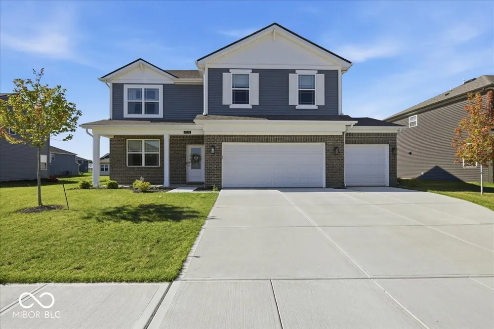 6039 Madera Drive Whitestown, IN 46075