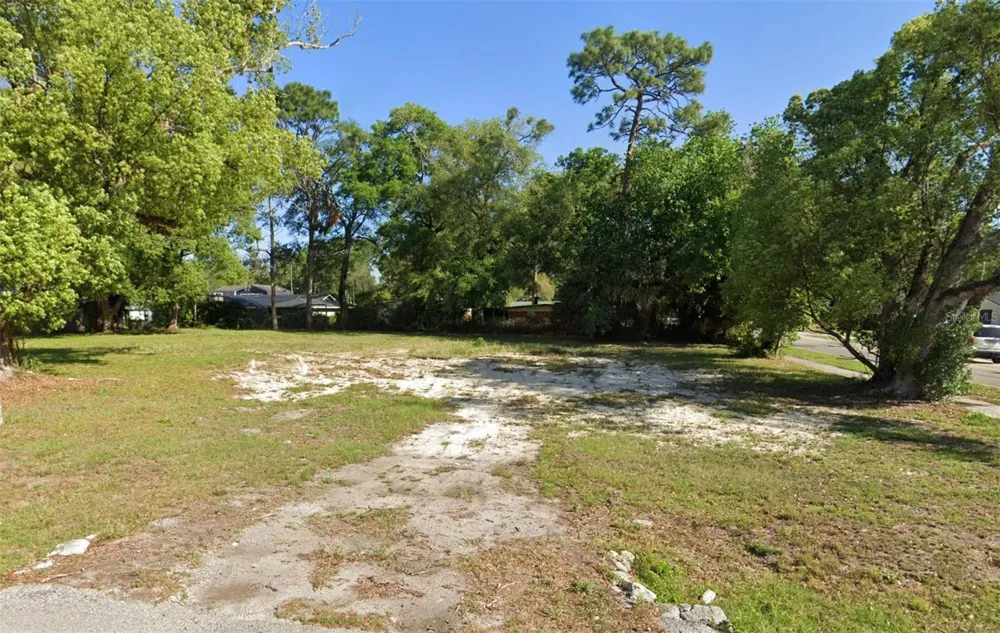 1329 FRANKLIN STREET Altamonte Springs, FL 32701