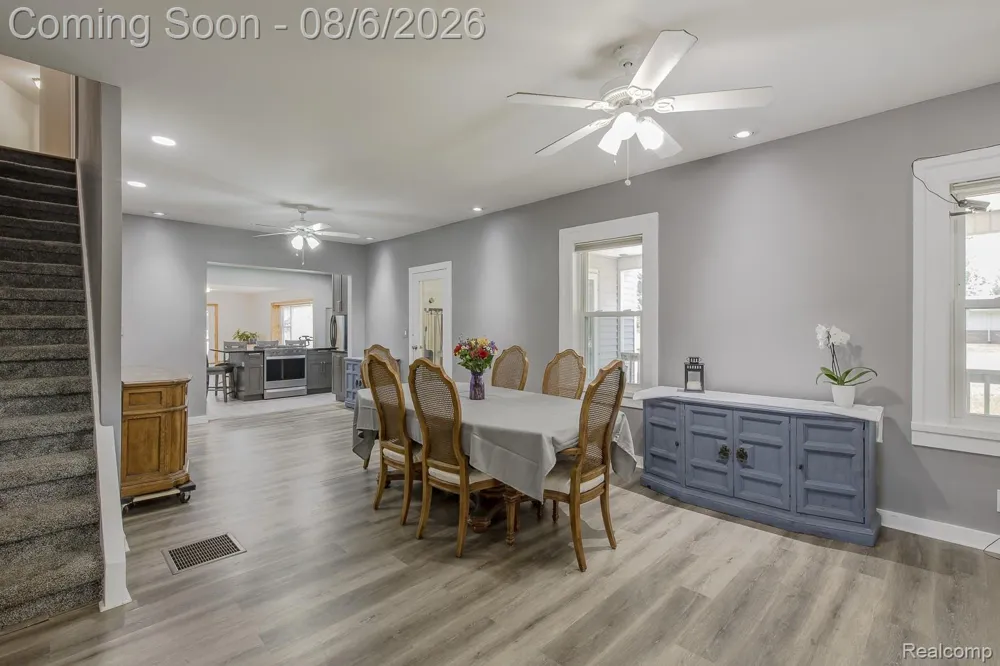 1621 Ray Road Oxford Charter Township, MI 48371