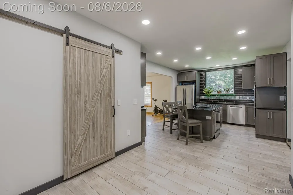 1621 Ray Road Oxford Charter Township, MI 48371