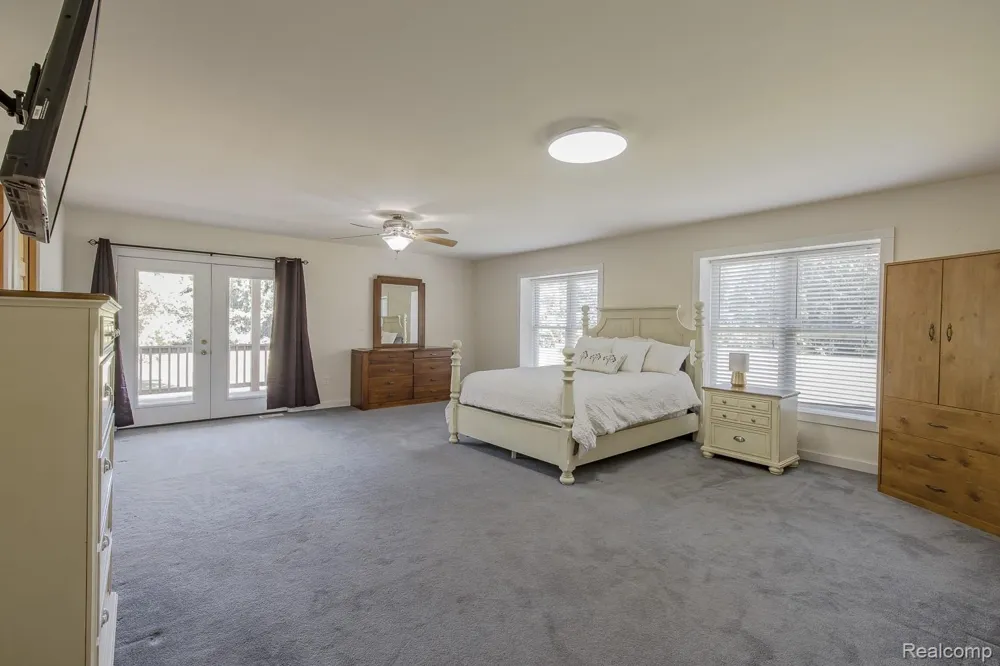 1621 Ray Road Oxford Charter Township, MI 48371