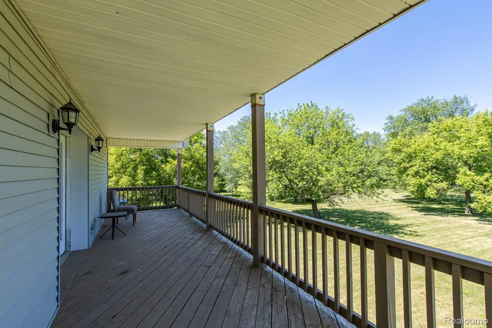 1621 Ray Road Oxford Charter Township, MI 48371