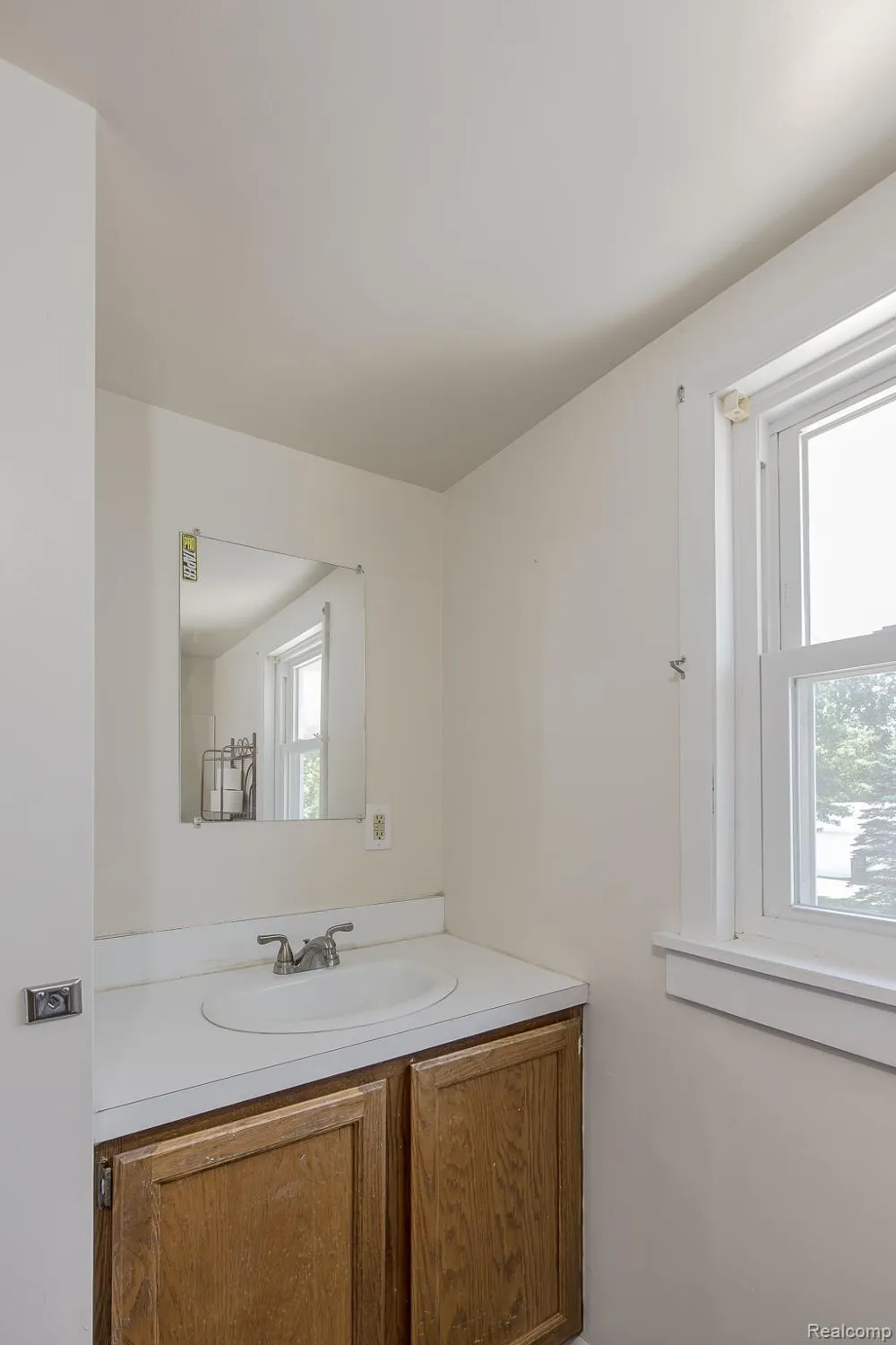 1621 Ray Road Oxford Charter Township, MI 48371