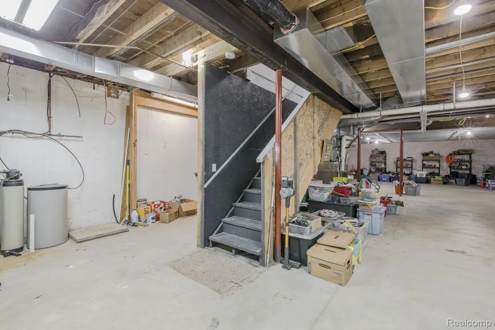 1621 Ray Road Oxford Charter Township, MI 48371