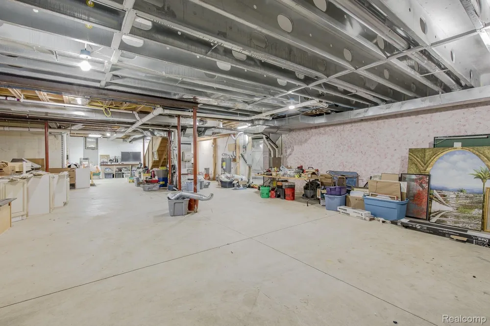 1621 Ray Road Oxford Charter Township, MI 48371
