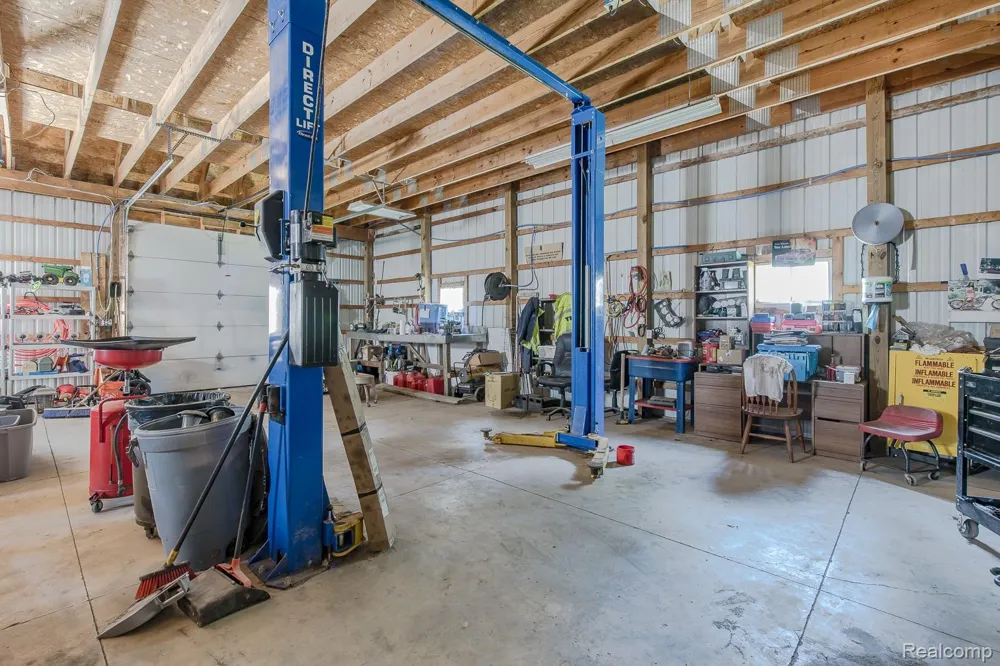 1621 Ray Road Oxford Charter Township, MI 48371