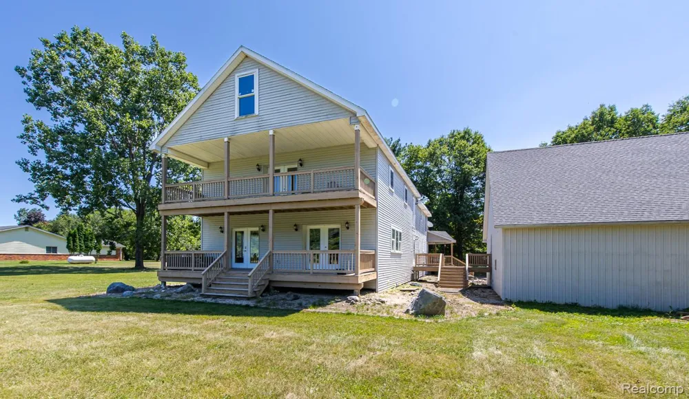 1621 Ray Road Oxford Charter Township, MI 48371