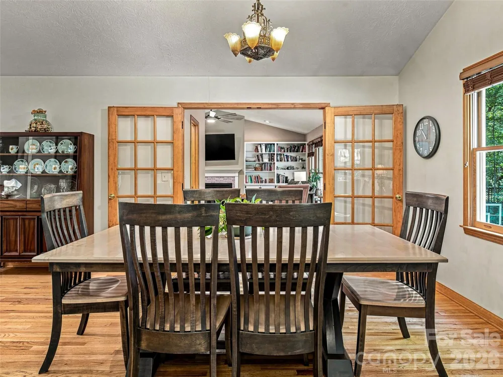 70 Promised Ridge Drive Hendersonville, NC 28791