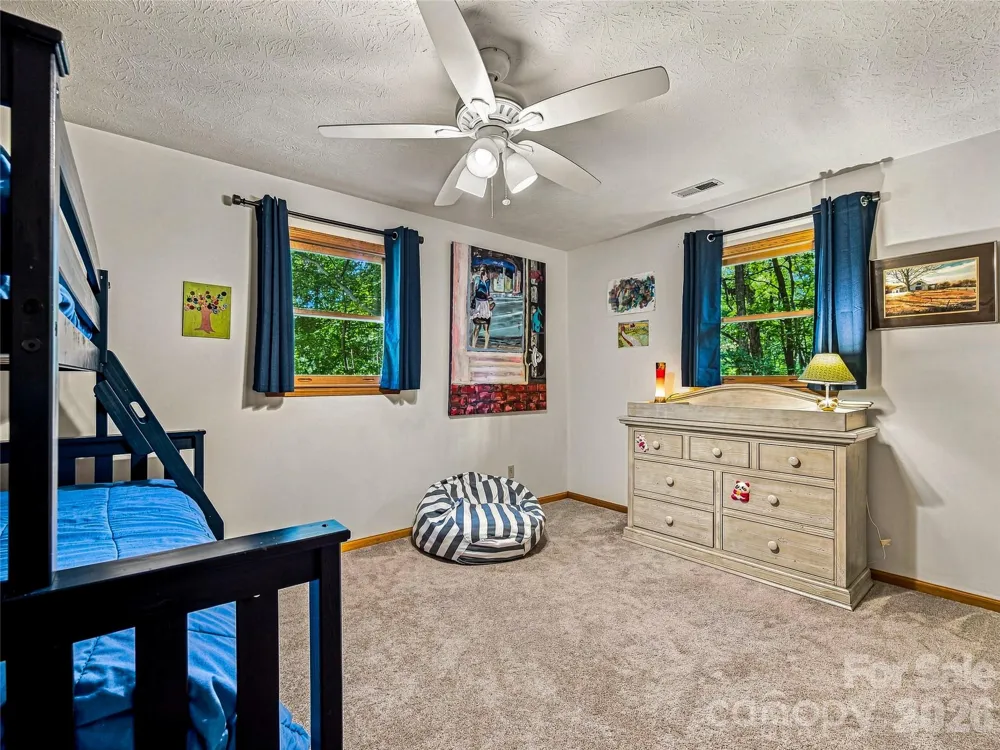 70 Promised Ridge Drive Hendersonville, NC 28791