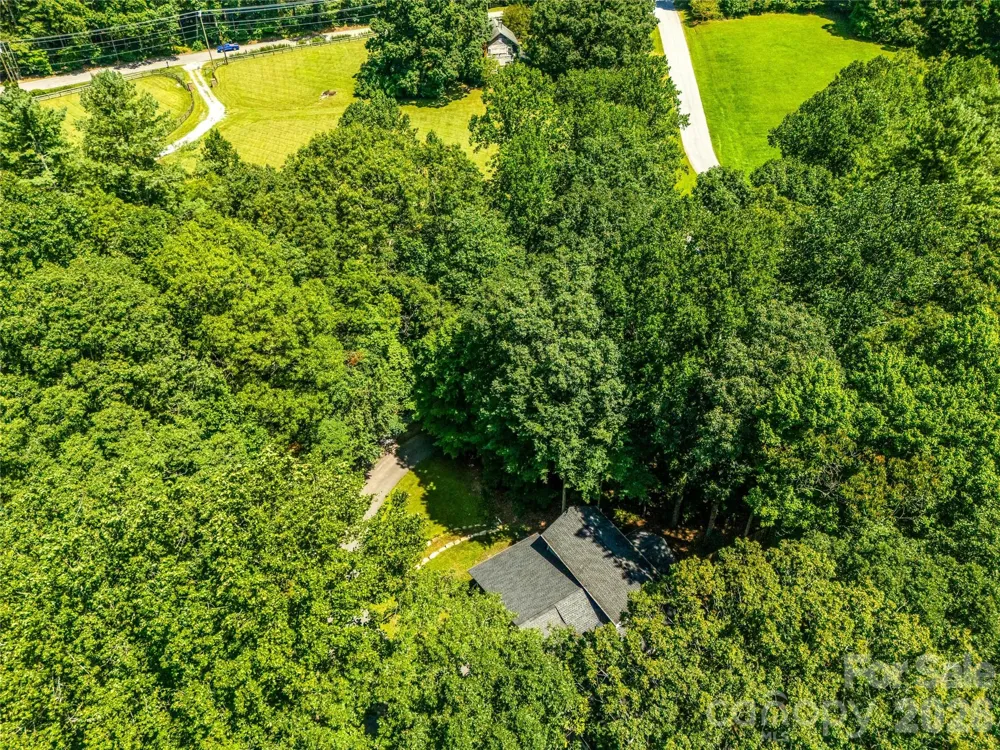 70 Promised Ridge Drive Hendersonville, NC 28791