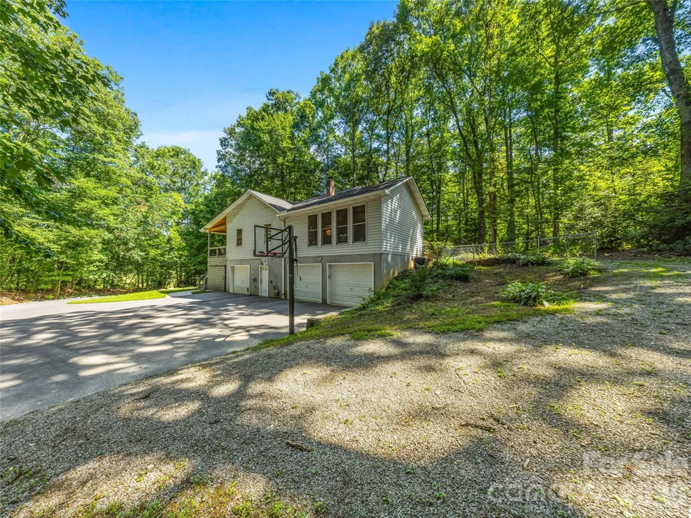 70 Promised Ridge Drive Hendersonville, NC 28791