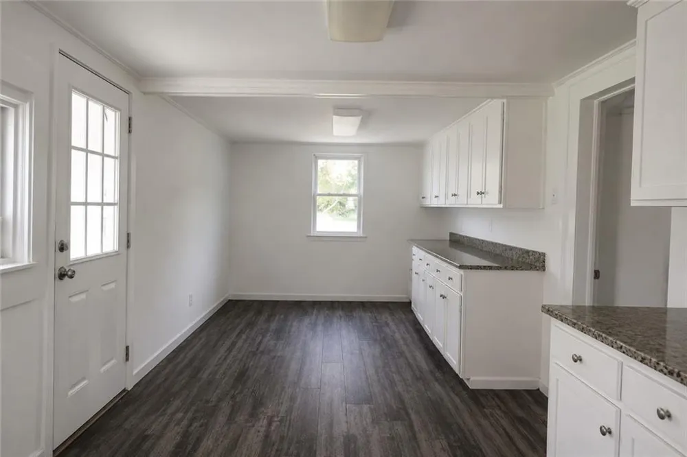 10021 Lavonia Rd Road Carnesville, GA 30521