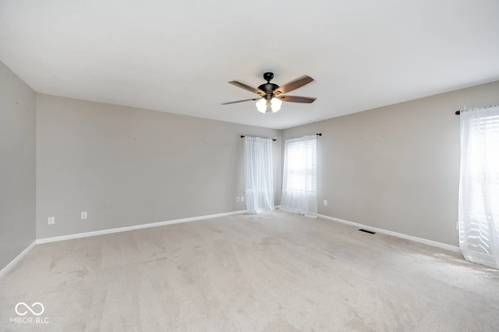 5067 Clay Creek Lane Plainfield, IN 46168