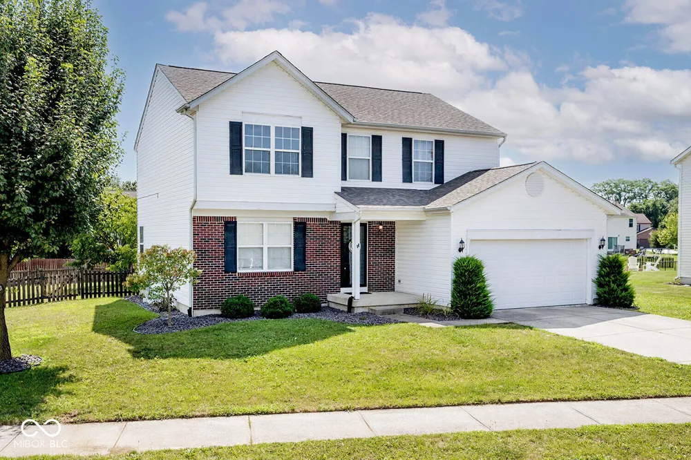 5067 Clay Creek Lane Plainfield, IN 46168