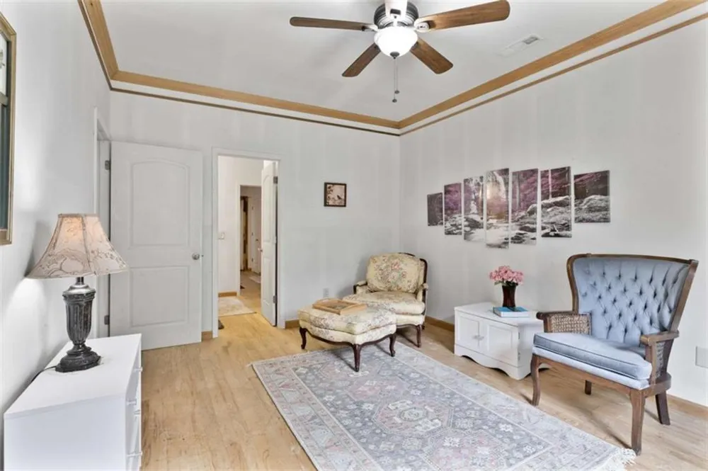 286 Killarney Way Kingston, GA 30145