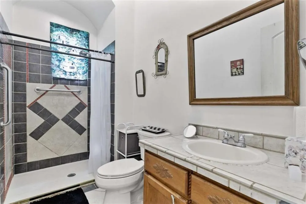286 Killarney Way Kingston, GA 30145