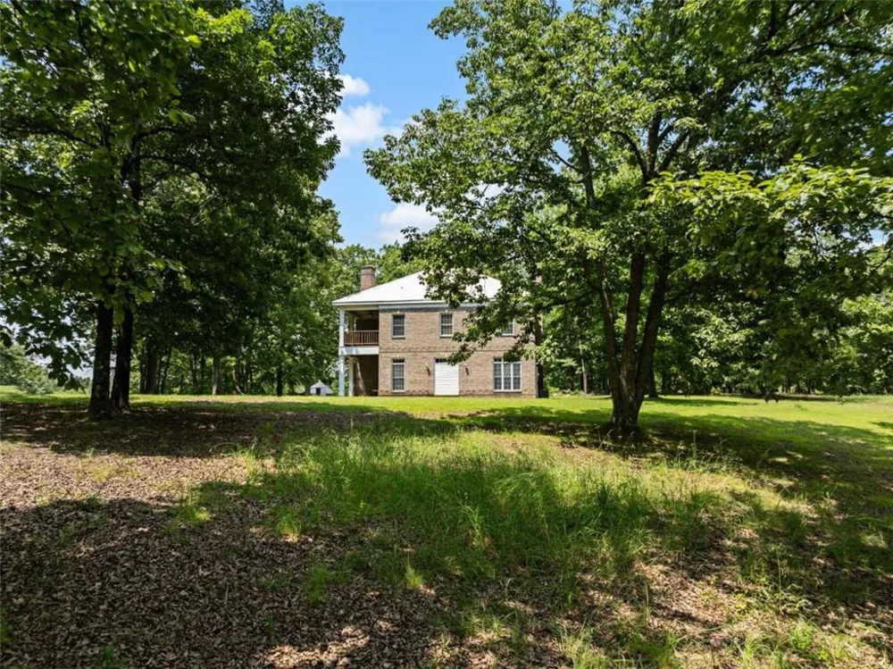 286 Killarney Way Kingston, GA 30145