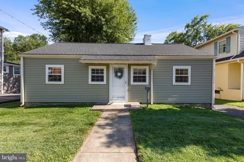 16 HAWS LANE