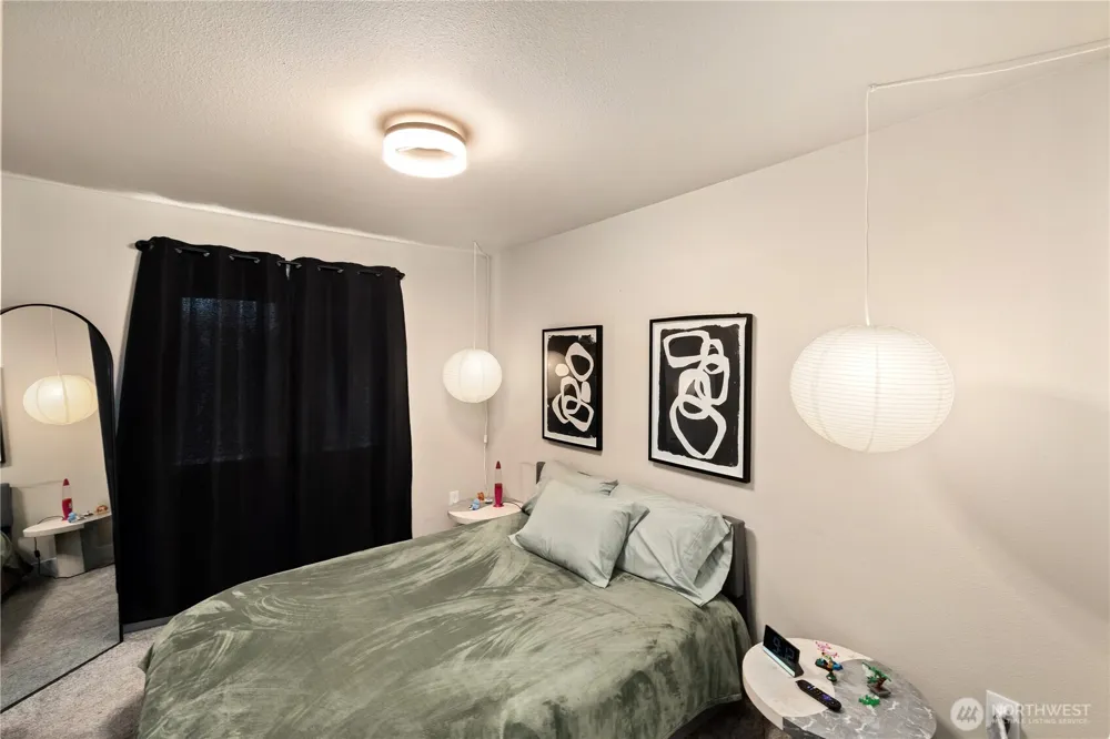 211 Norpoint Way NE Tacoma, WA 98422