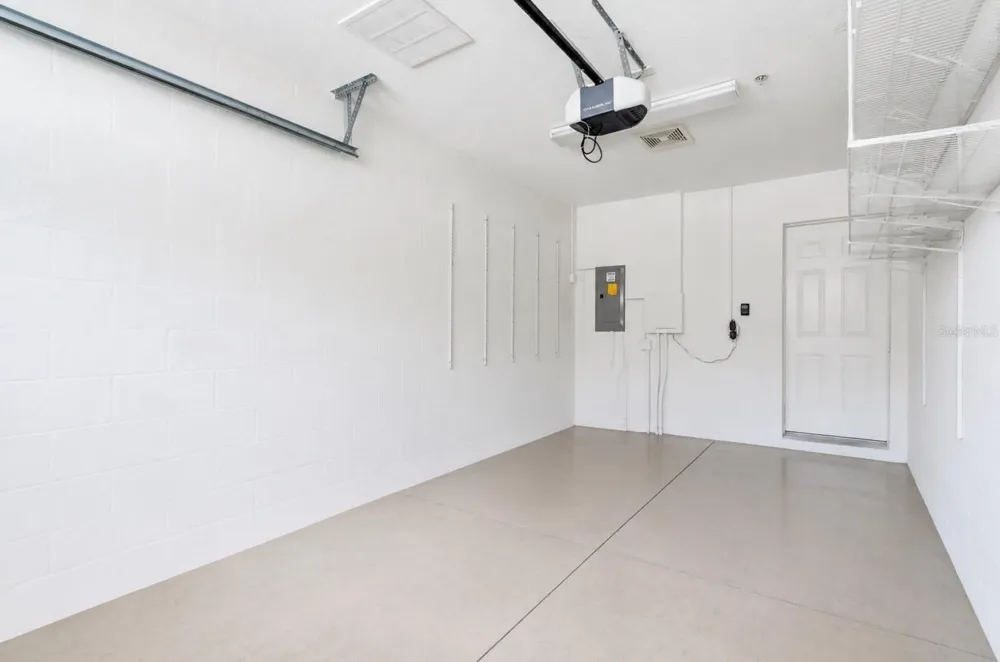 4033 OVERTURE CIRCLE Bradenton, FL 34209