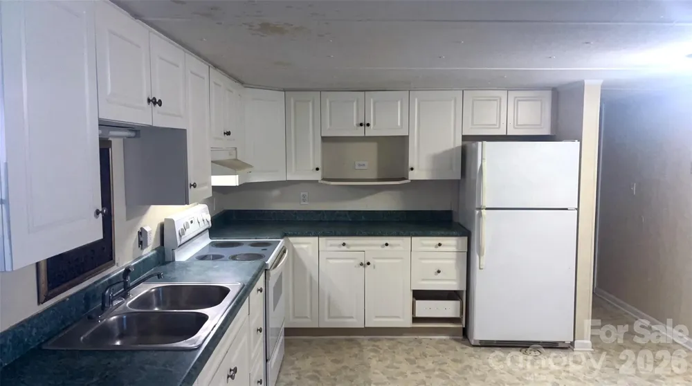 732 Sunset Lakes Boulevard SW Sunset Beach, NC 28468