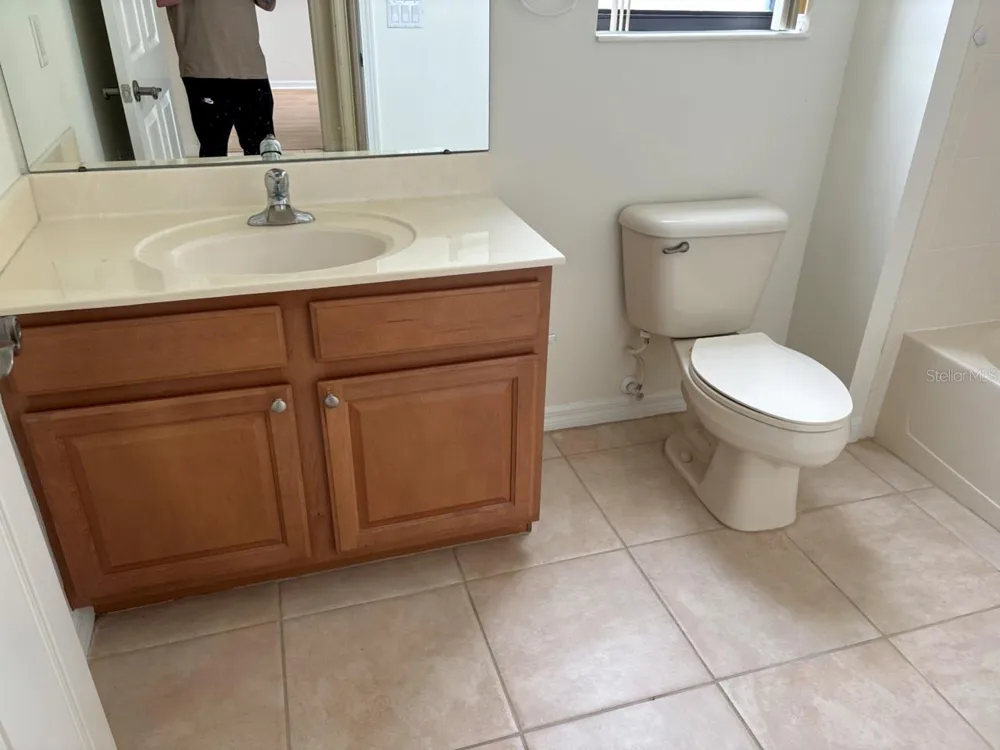 229 SHELL FALLS DRIVE Apollo Beach, FL 33572